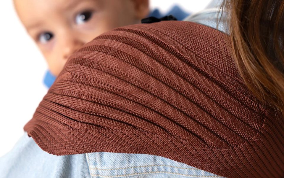 Detailaufnahme des Flybaby 3D-Strick Schultergurts