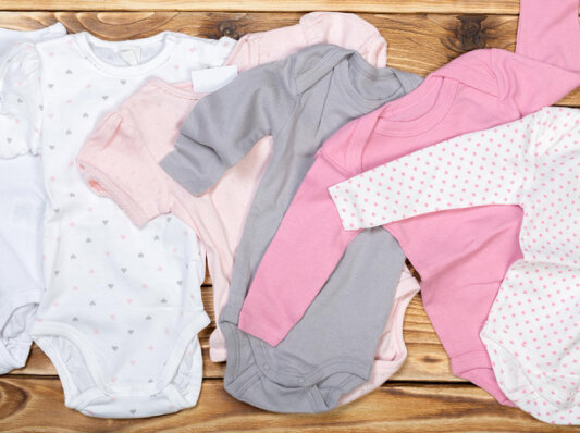 Welche Babykleidung brauche ich in den ersten 4 Wochen? - 