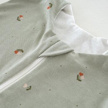 Träumeland - Sommer-Schlafsack Tencel (0,5 TOG) Fiore grün Gr. 70