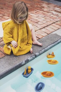 Trixie - Mr. Lion Poncho