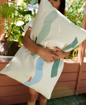 Oliver Furniture - Dear April - Cinna Kissen Big waves...