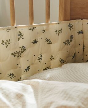 Oliver Furniture - Dear April - Nori Bettnestchen Blueberries